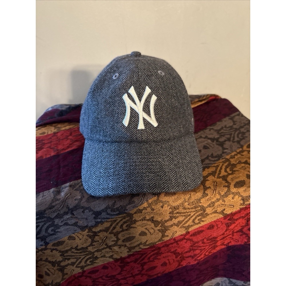 Anthropologie '47 Brand, New York Yankees Grey Herringbone Tweed One Size